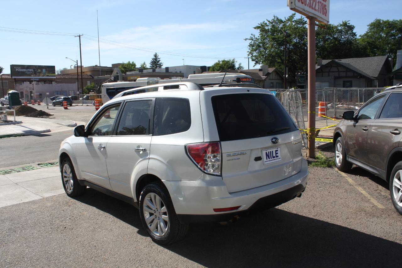 Subaru Forester 2.5X Premium 2012