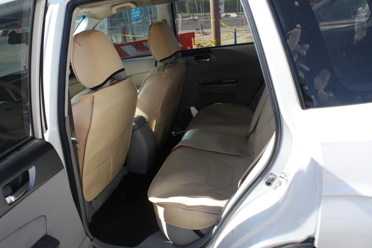 Subaru Forester 2.5X Premium 2012