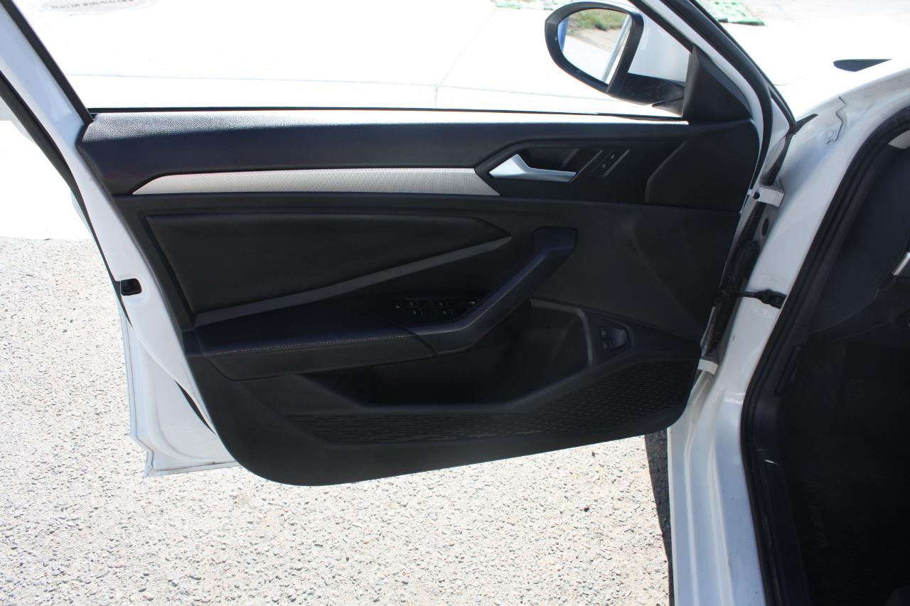 Volkswagen Jetta S 2022