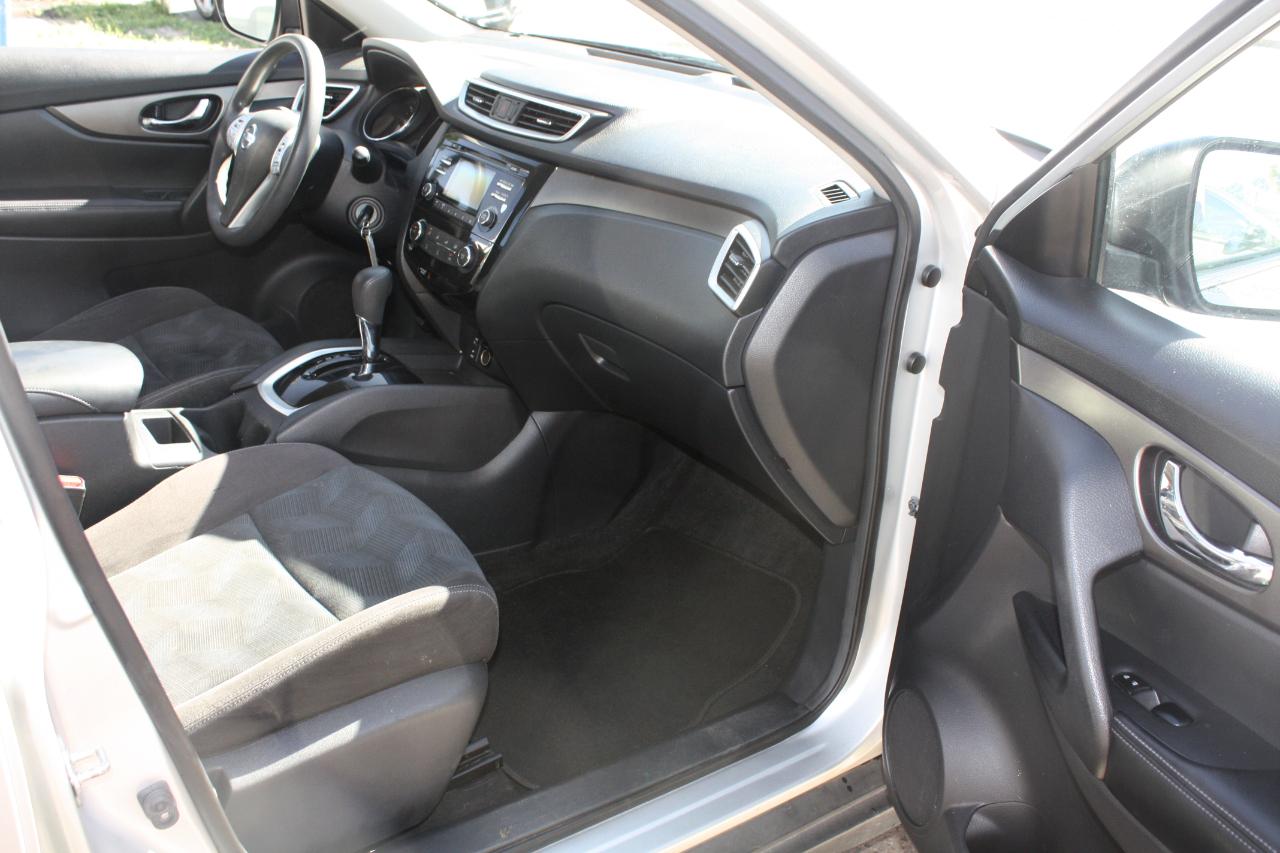 Nissan Rogue SV AWD 2015