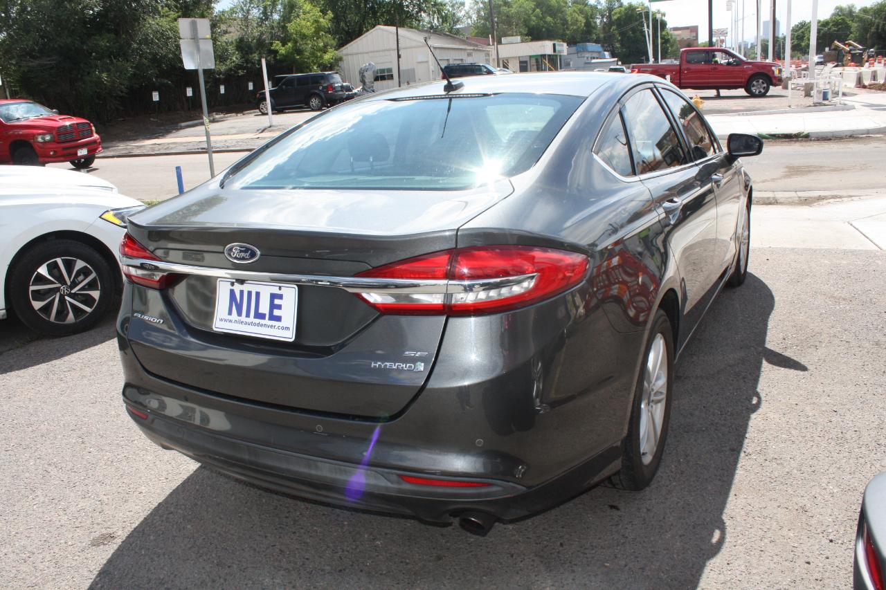 Ford Fusion Hybrid SE 2018