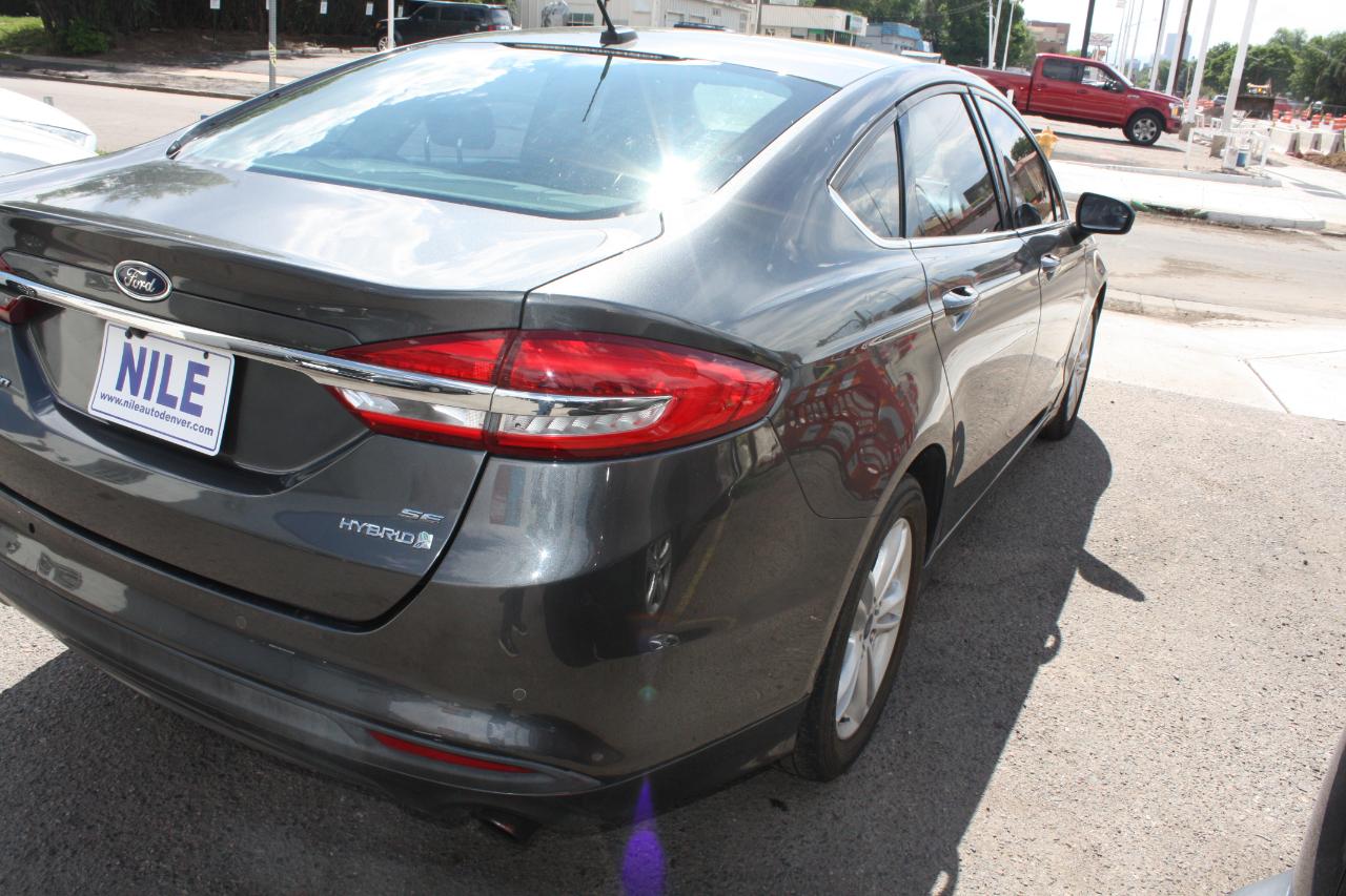 Ford Fusion Hybrid SE 2018