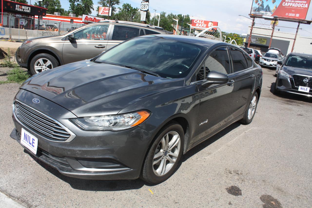 Ford Fusion Hybrid SE 2018