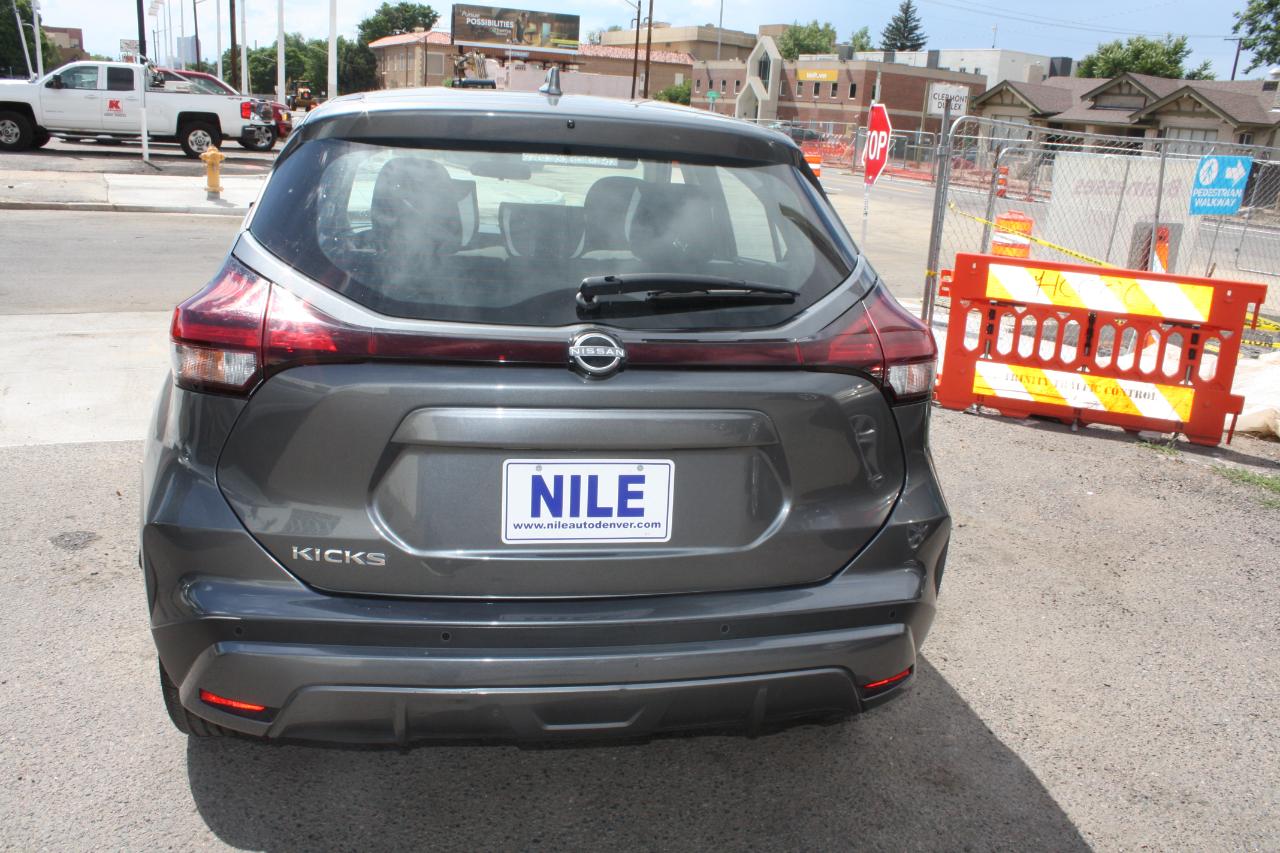 Nissan Kicks S 2023