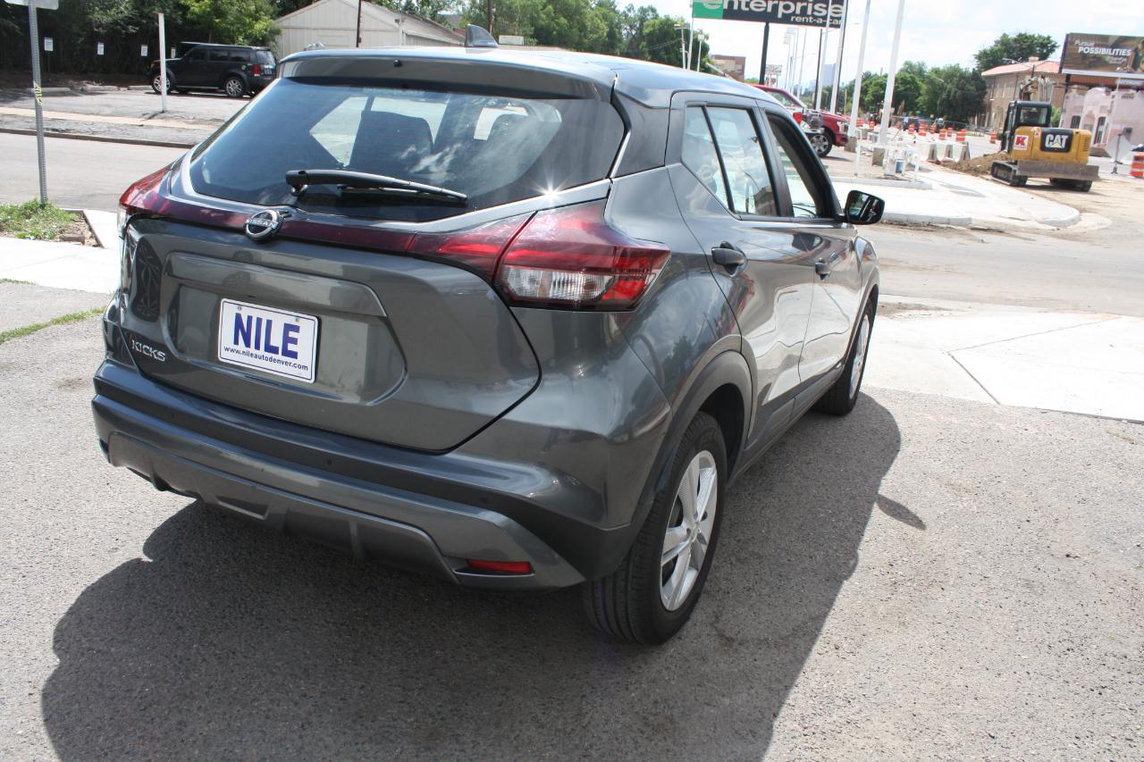 Nissan Kicks S 2023