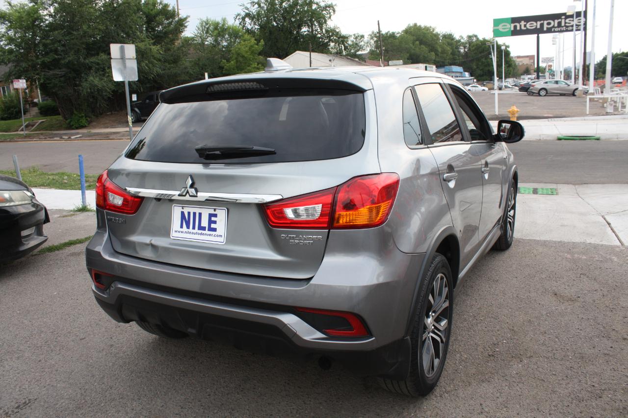 Mitsubishi Outlander Sport 2.0 ES 4WD 2018