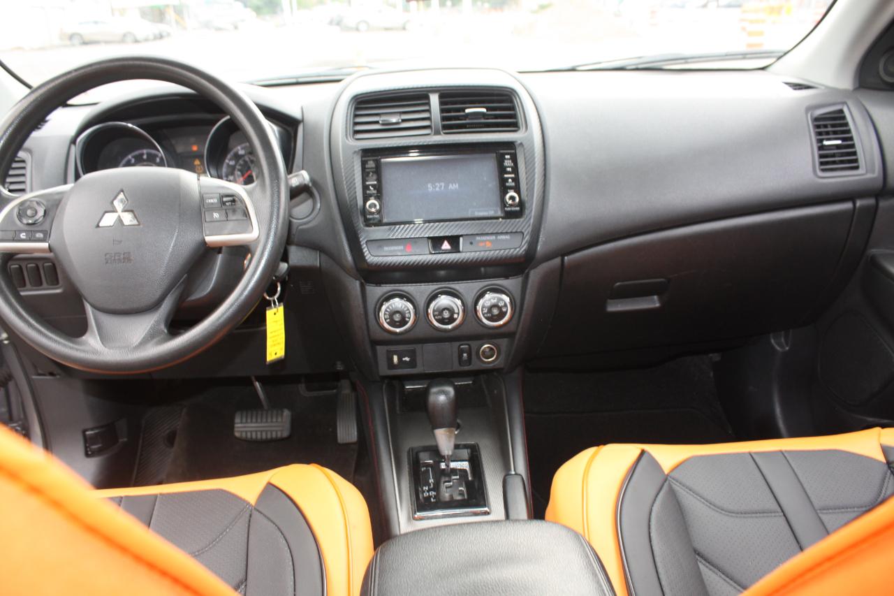 Mitsubishi Outlander Sport 2.0 ES 4WD 2018