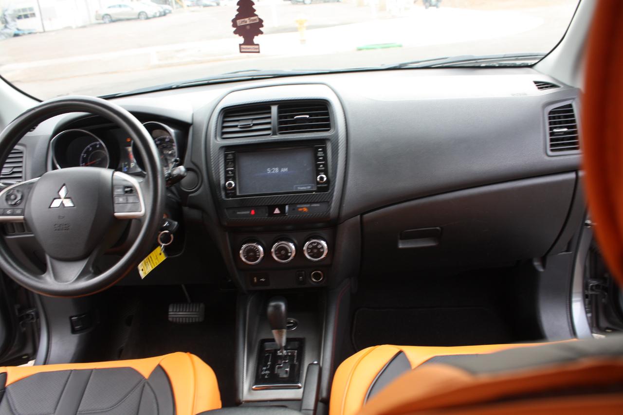 Mitsubishi Outlander Sport 2.0 ES 4WD 2018
