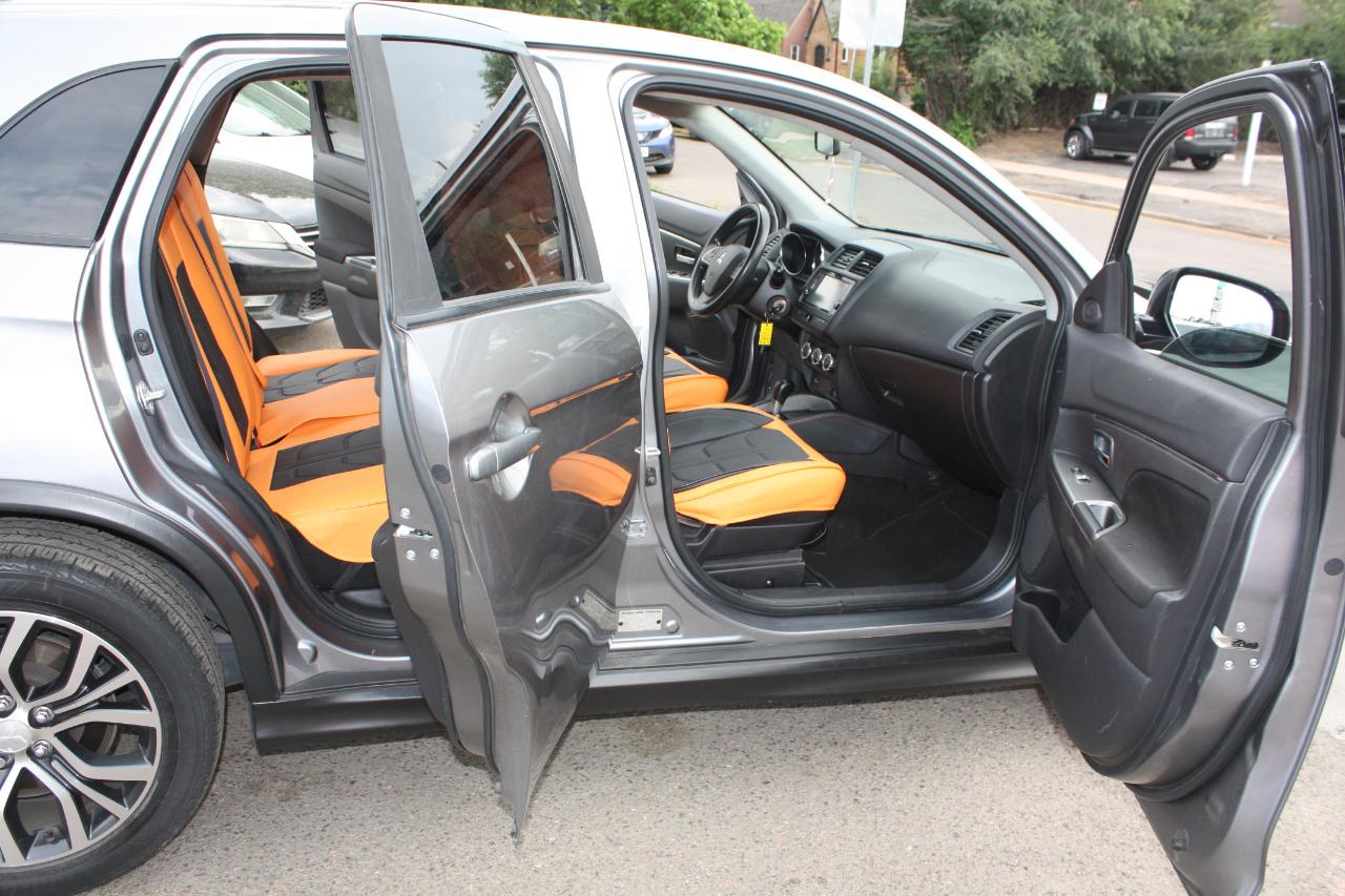 Mitsubishi Outlander Sport 2.0 ES 4WD 2018