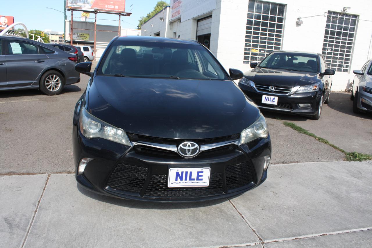 Toyota Camry SE 2017