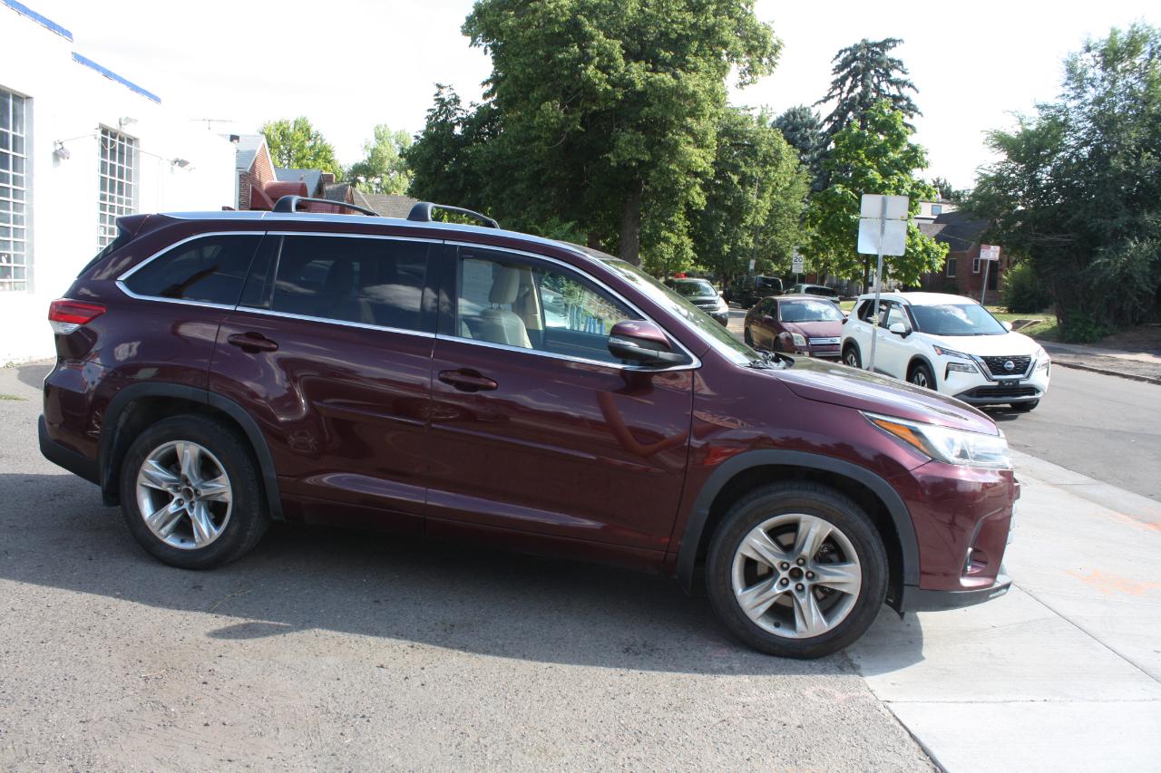 Toyota Highlander Limited AWD V6 2018