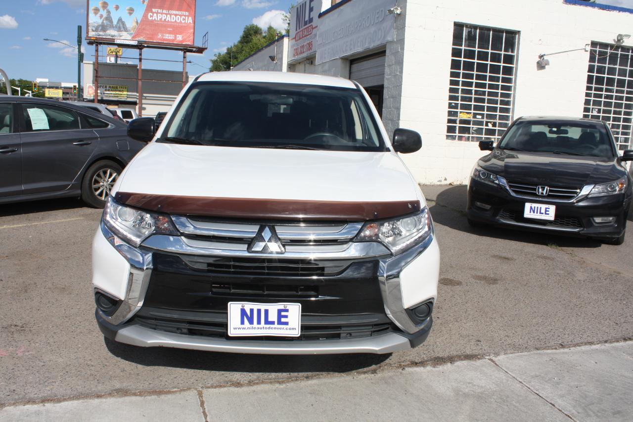 Mitsubishi Outlander ES FWD 2018
