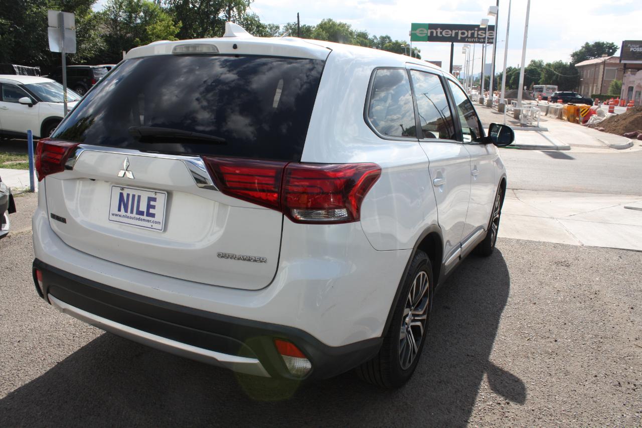 Mitsubishi Outlander ES FWD 2018