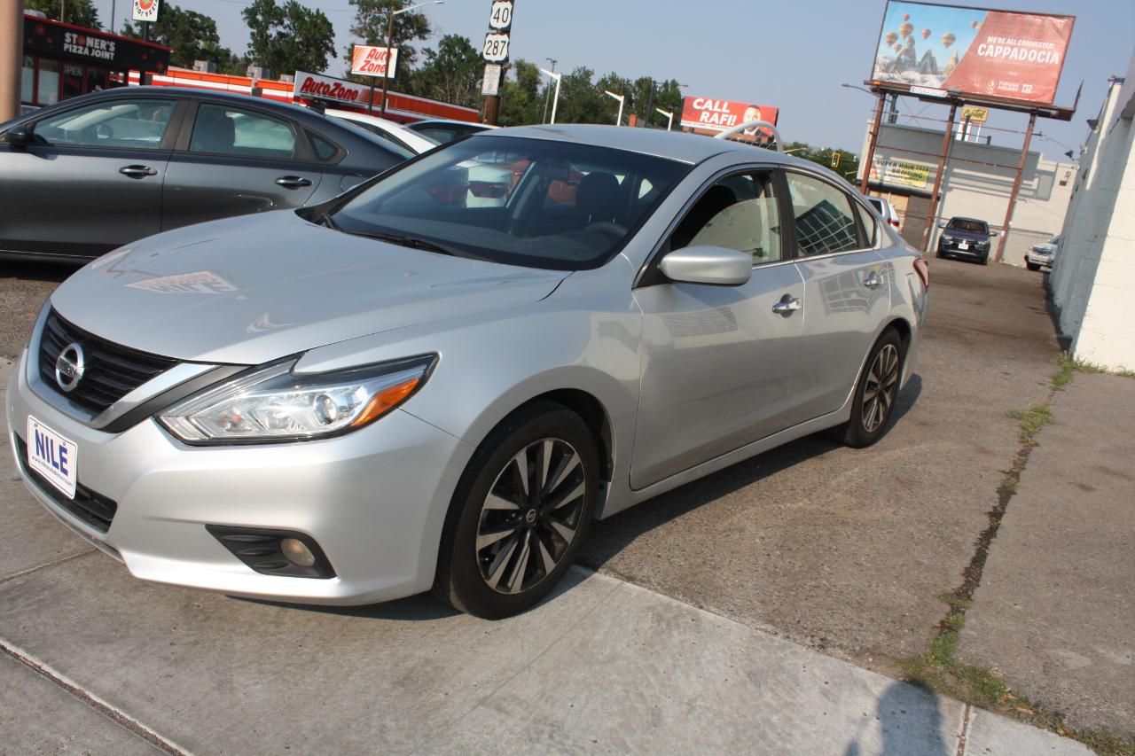 Nissan Altima 2.5 SV 2018