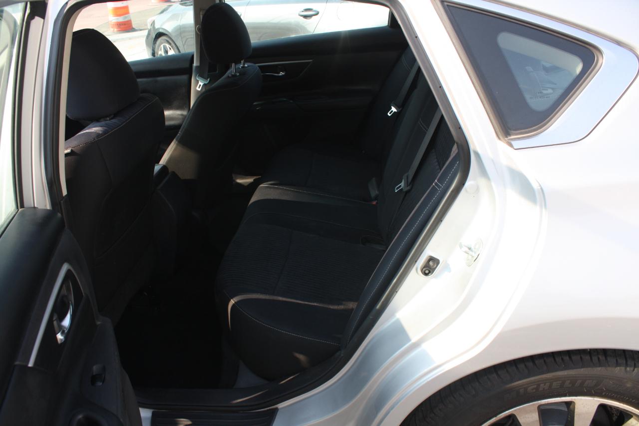 Nissan Altima 2.5 SV 2018