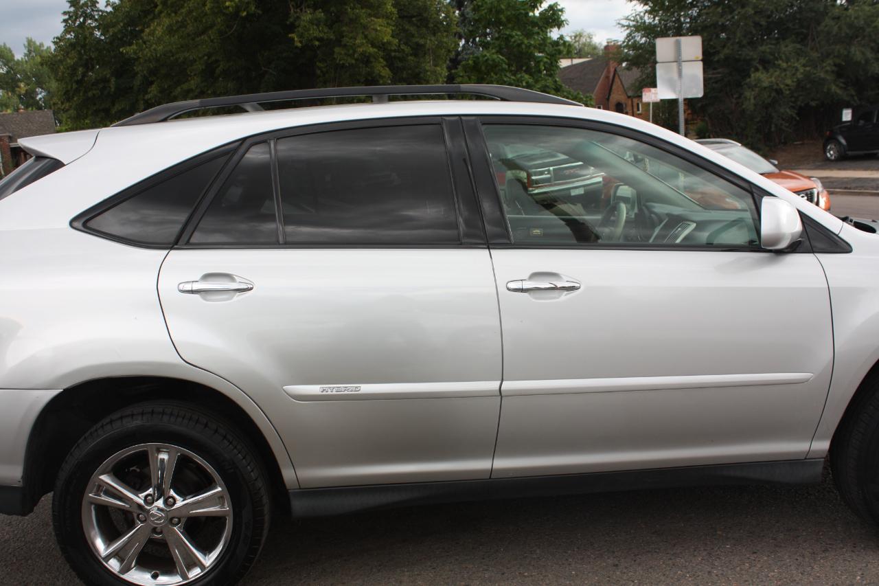 Lexus RX 400h FWD 2008