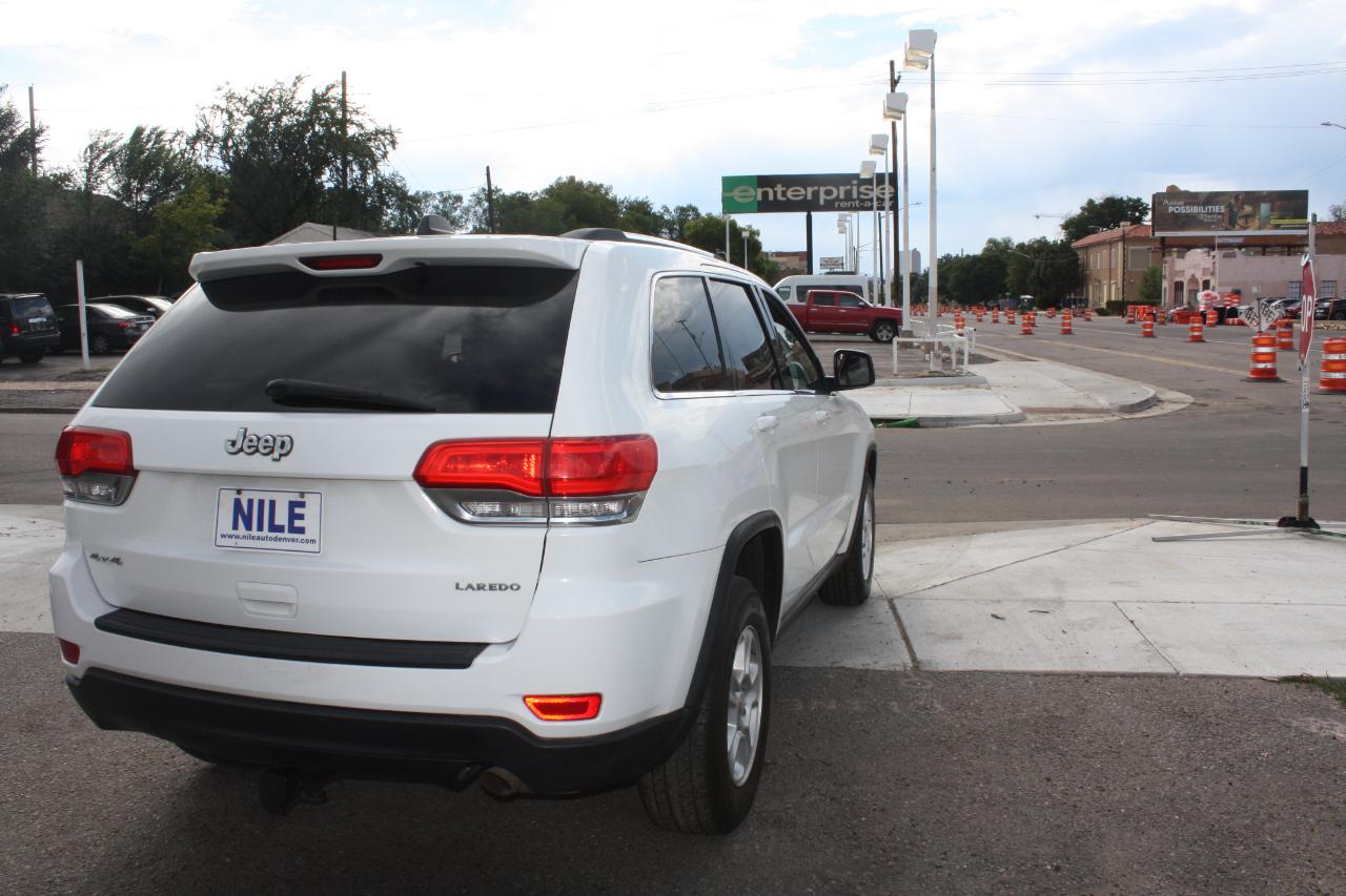 Jeep Grand Cherokee Laredo 4WD 2014