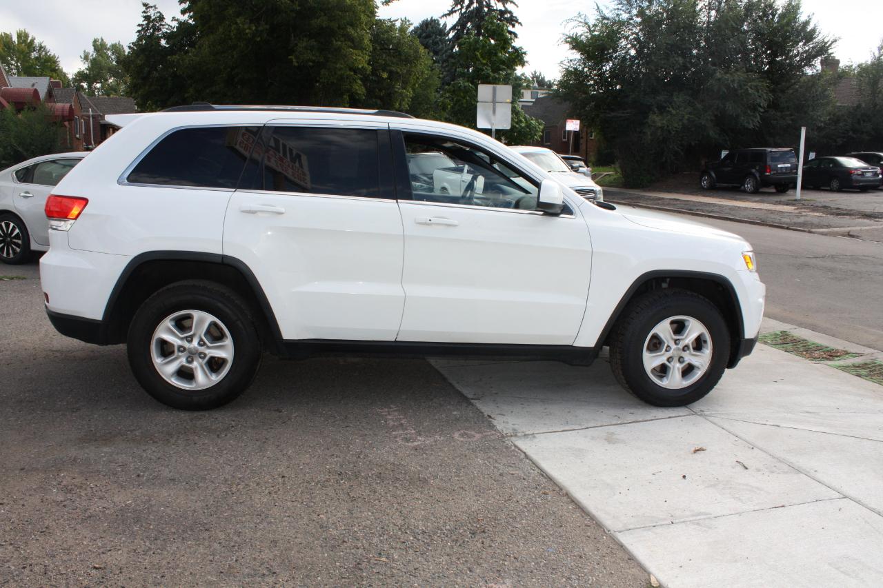 Jeep Grand Cherokee Laredo 4WD 2014