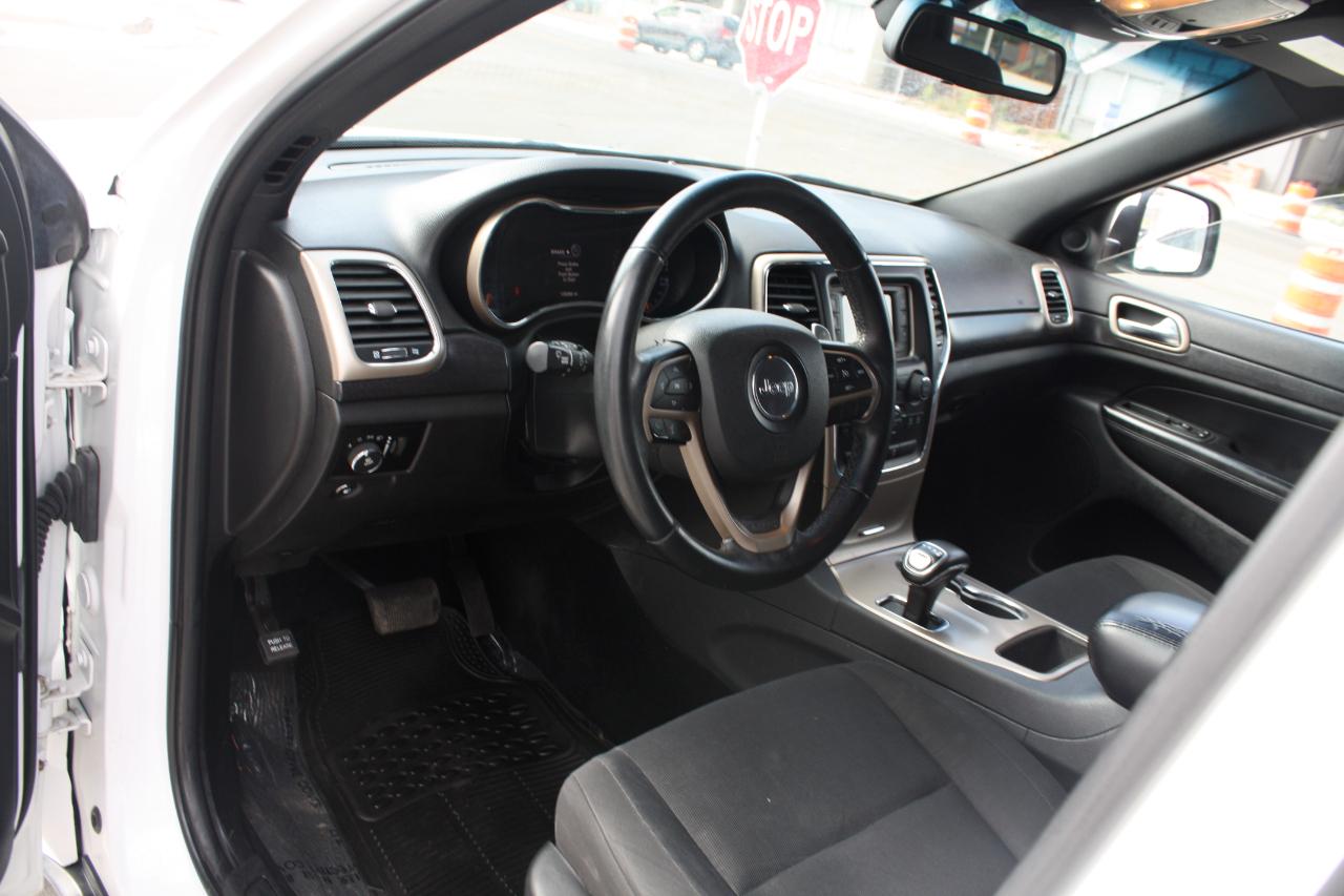 Jeep Grand Cherokee Laredo 4WD 2014