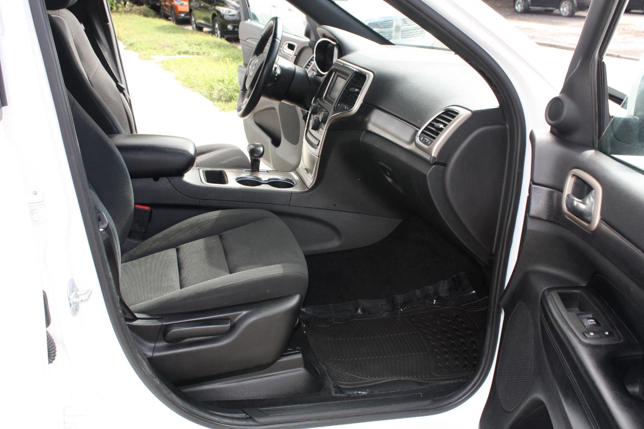 Jeep Grand Cherokee Laredo 4WD 2014