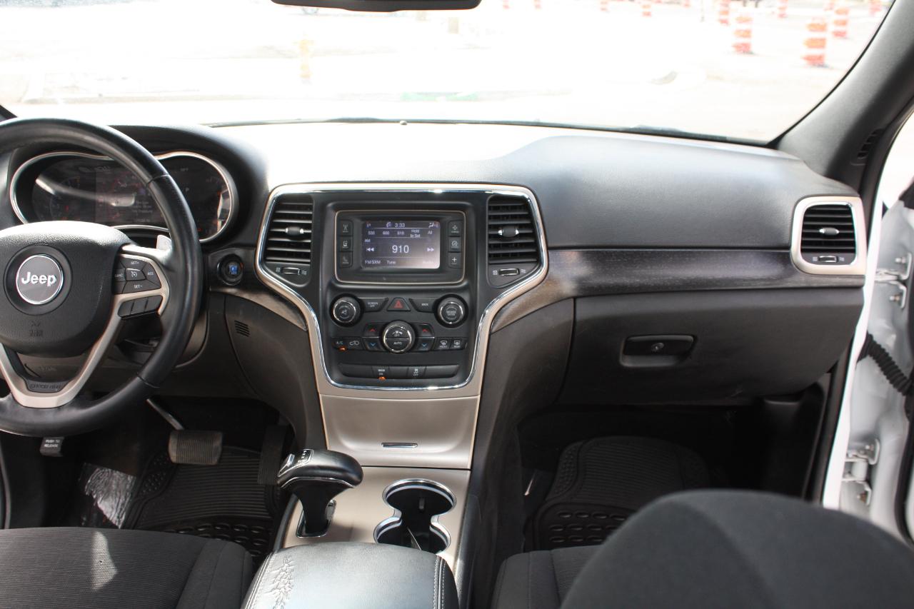 Jeep Grand Cherokee Laredo 4WD 2014