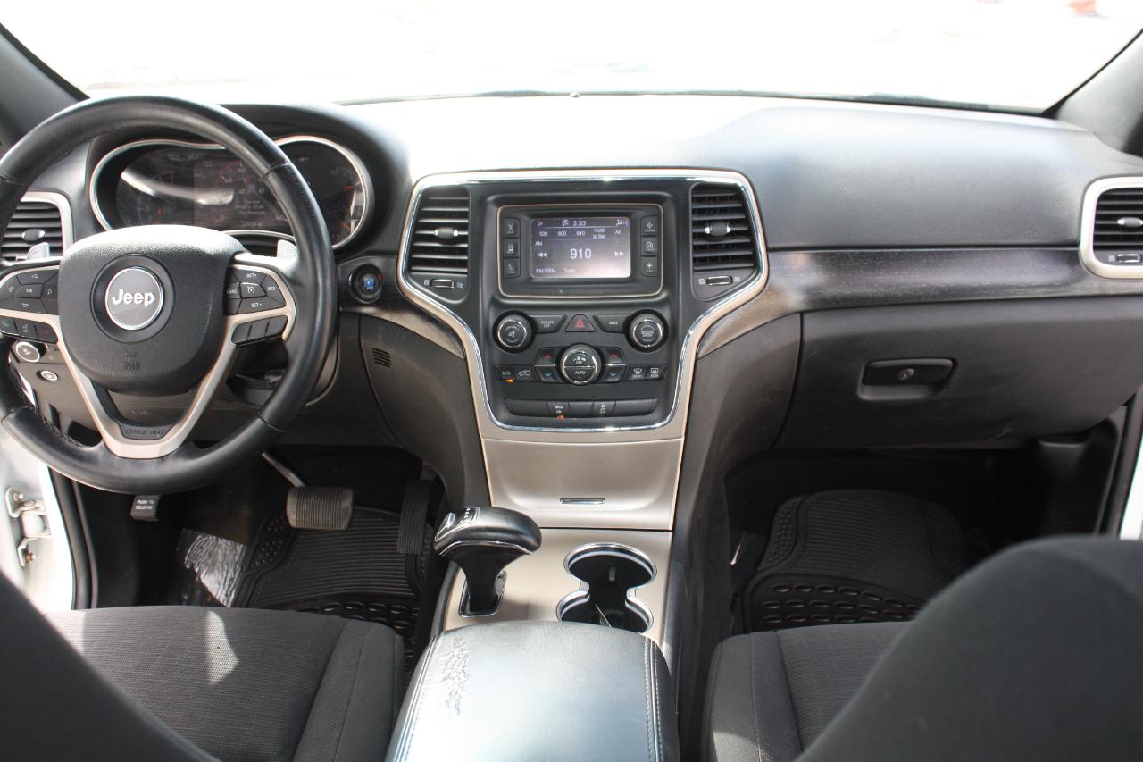 Jeep Grand Cherokee Laredo 4WD 2014