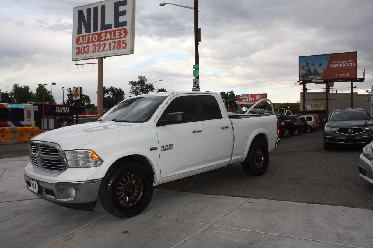 RAM 1500 SLT Quad Cab 2WD 2016