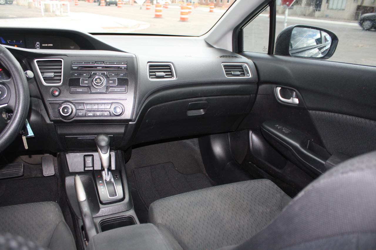 Honda Civic LX Sedan CVT 2014