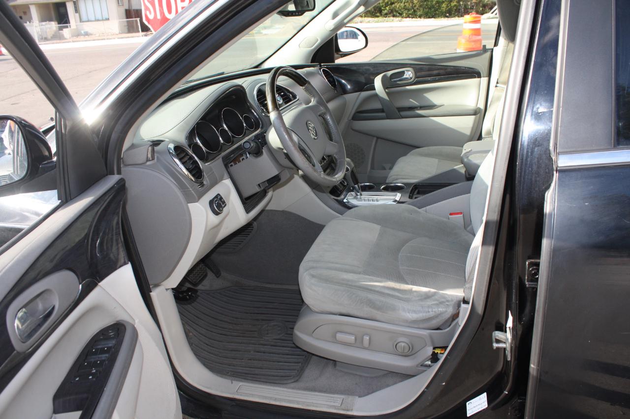 Buick Enclave Convenience FWD 2017