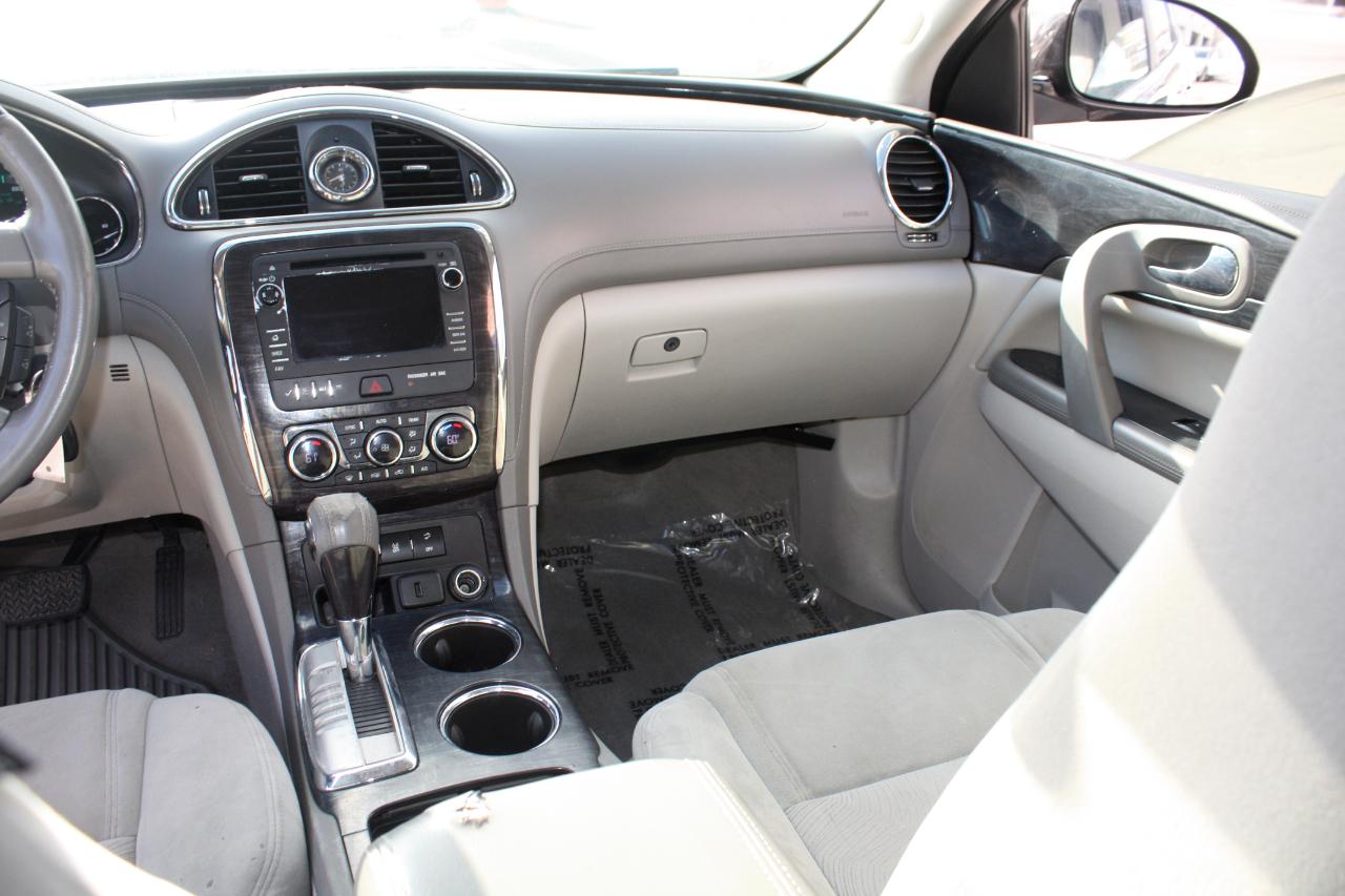 Buick Enclave Convenience FWD 2017