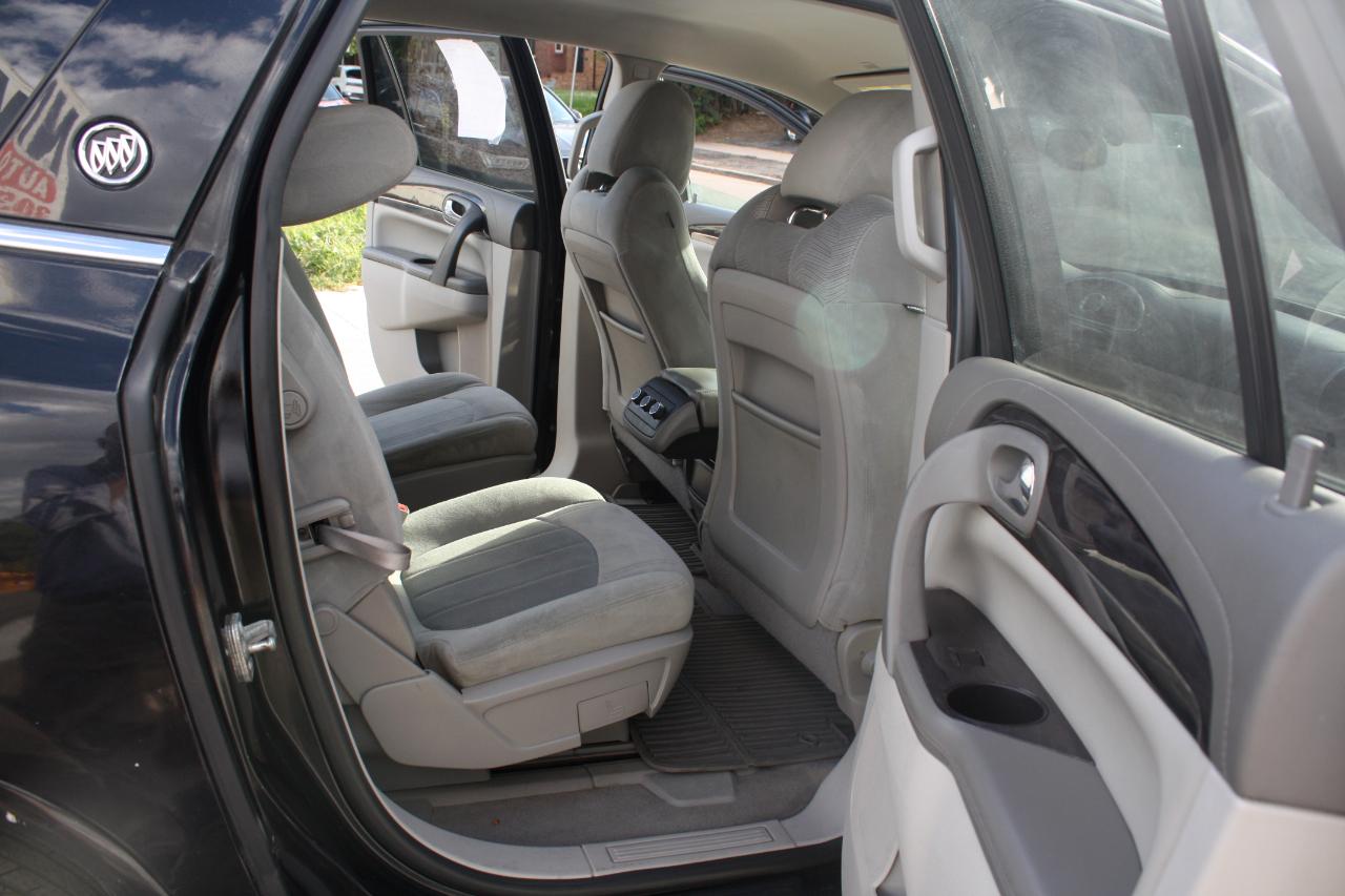 Buick Enclave Convenience FWD 2017