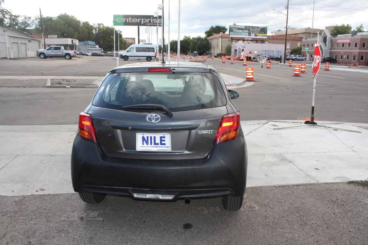 Toyota Yaris LE 5-Door AT 2016