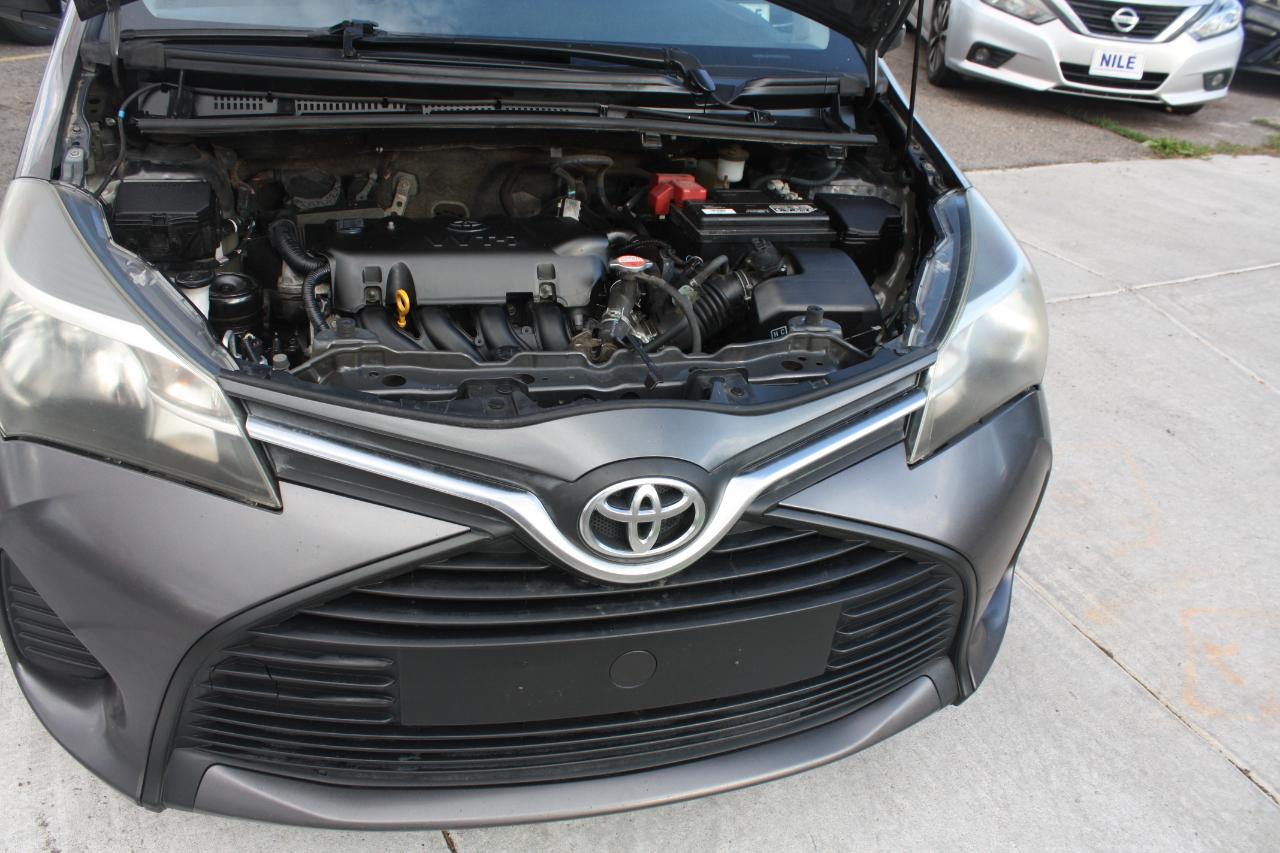 Toyota Yaris LE 5-Door AT 2016