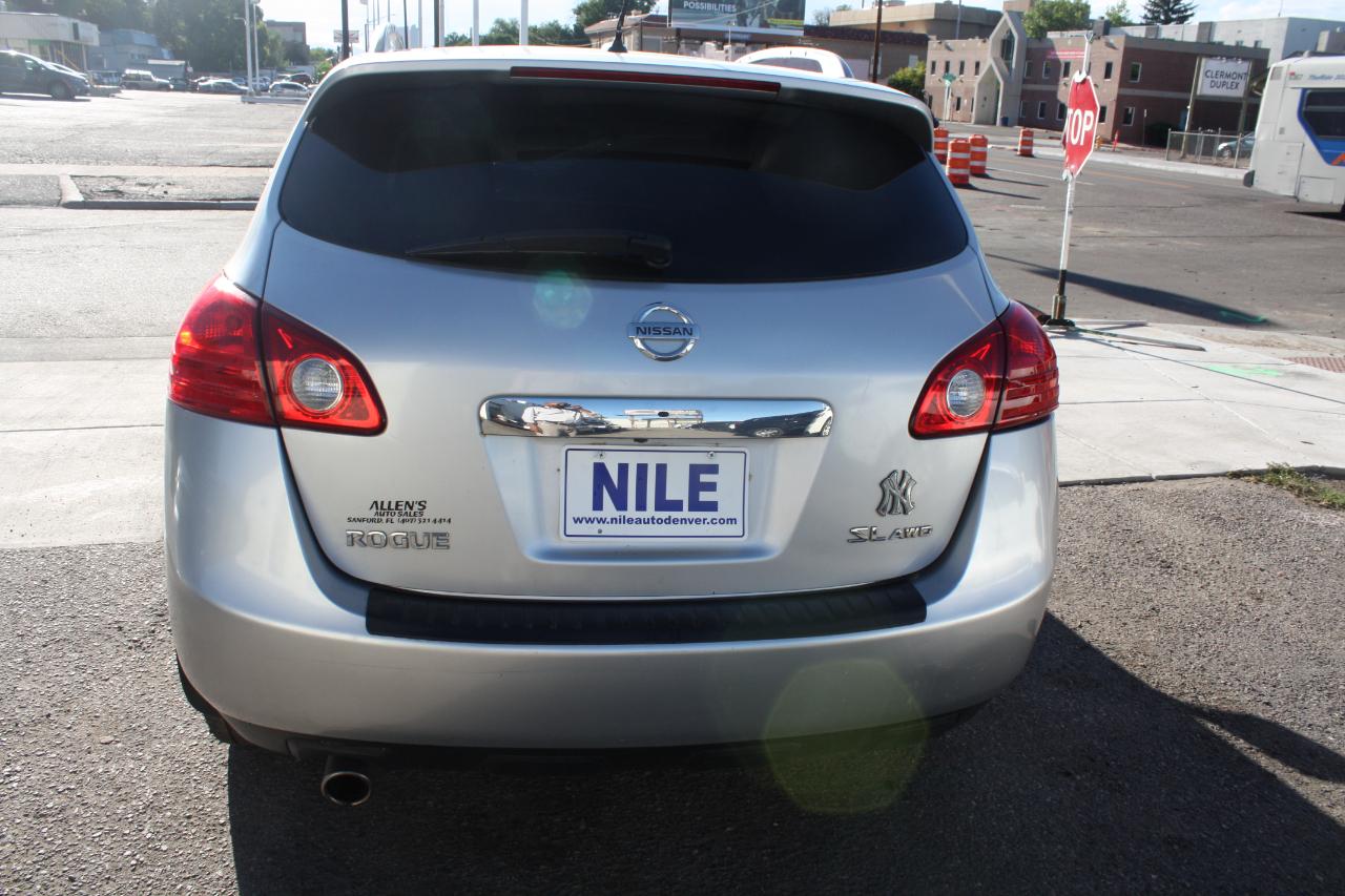 Nissan Rogue S AWD 2013