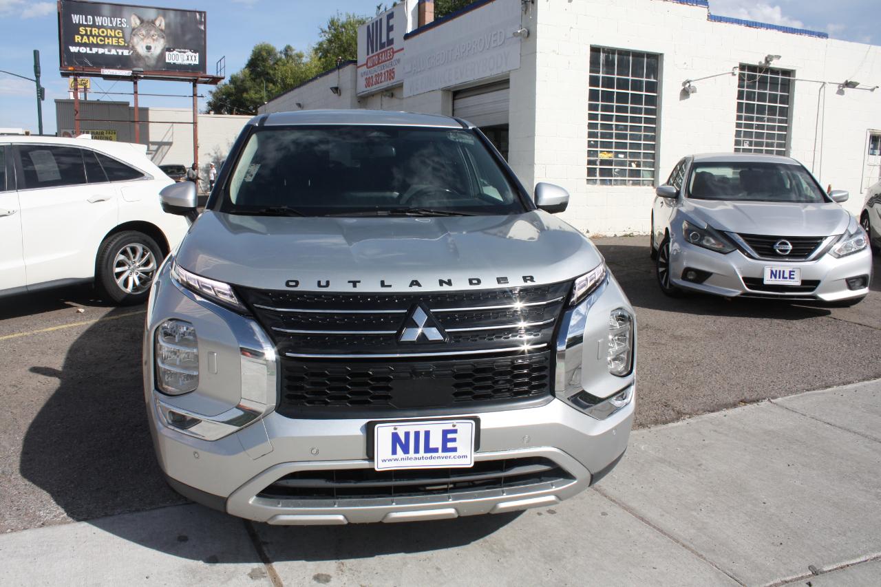 Mitsubishi Outlander SE 4WD 2023