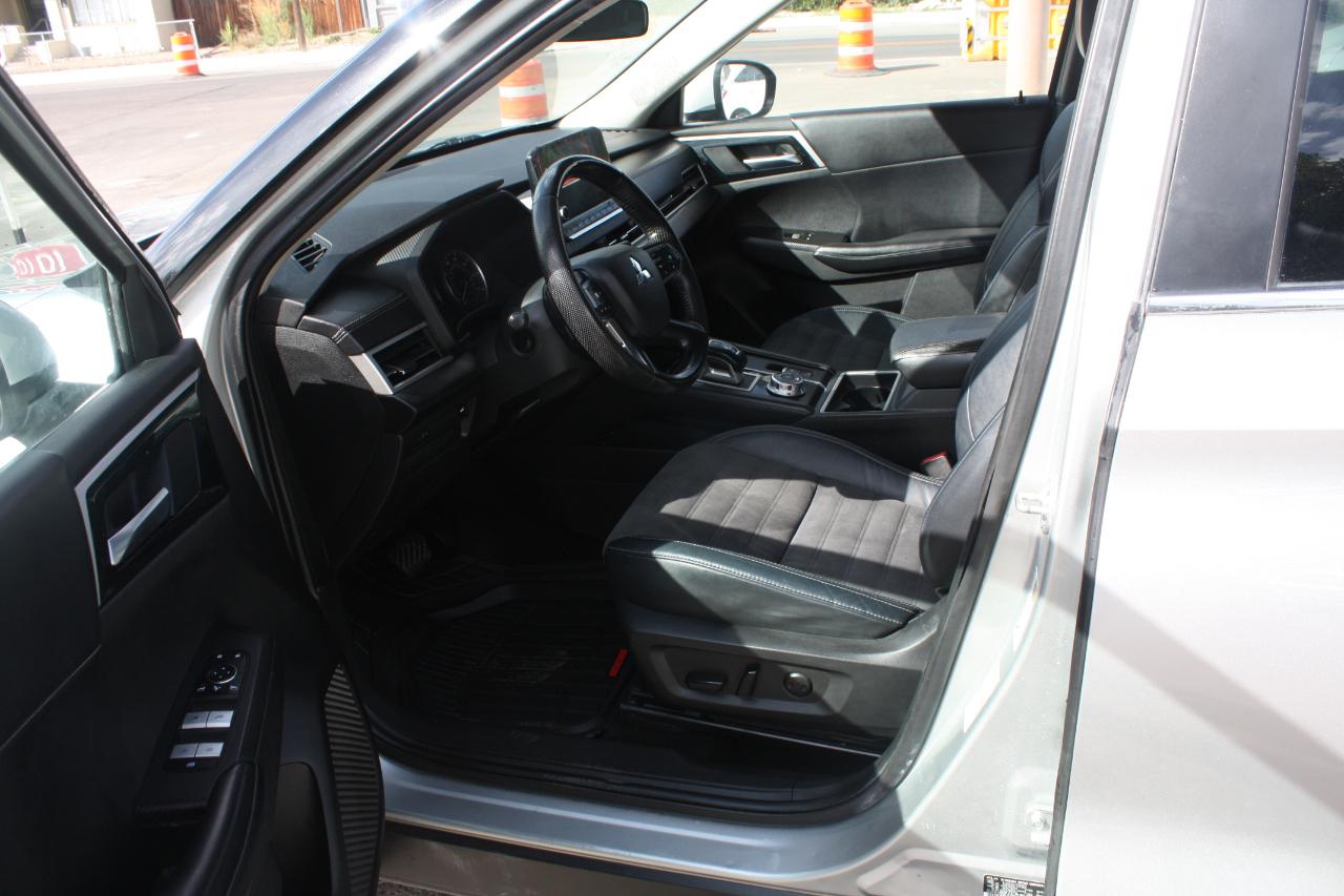 Mitsubishi Outlander SE 4WD 2023