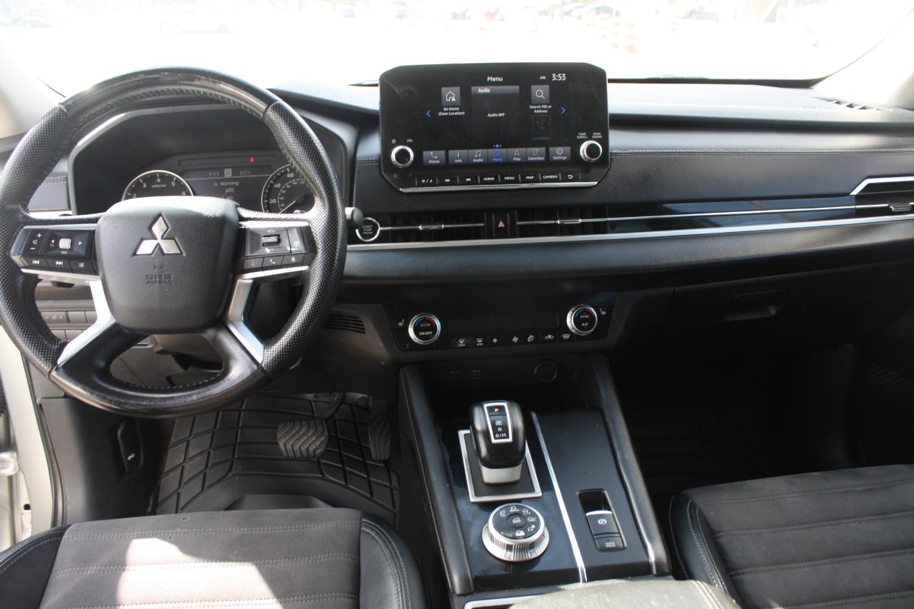 Mitsubishi Outlander SE 4WD 2023