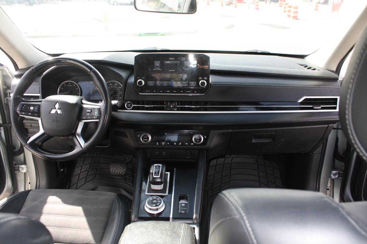 Mitsubishi Outlander SE 4WD 2023