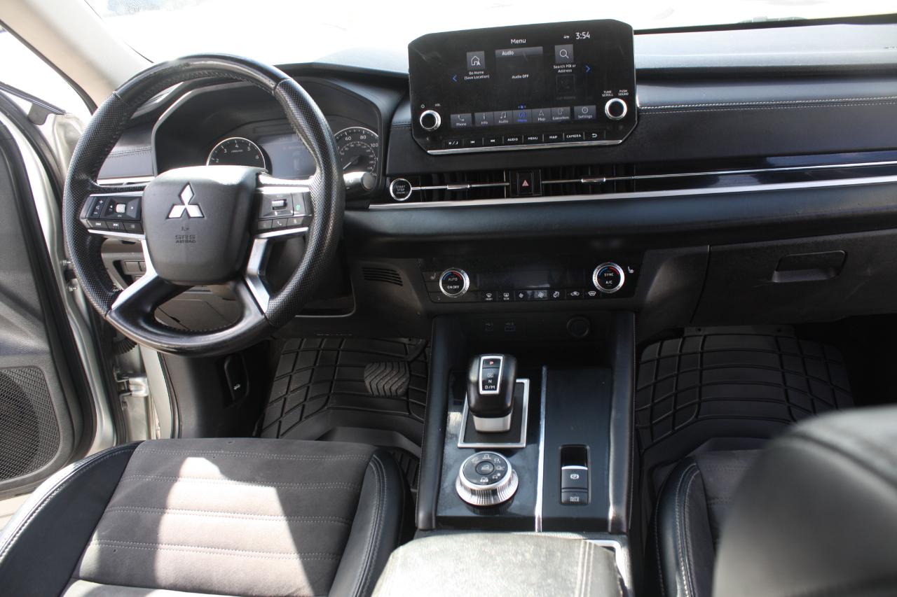 Mitsubishi Outlander SE 4WD 2023