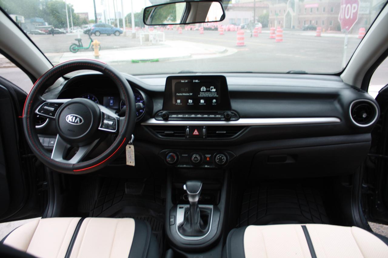 2021 Kia Forte LXS - Photo 22