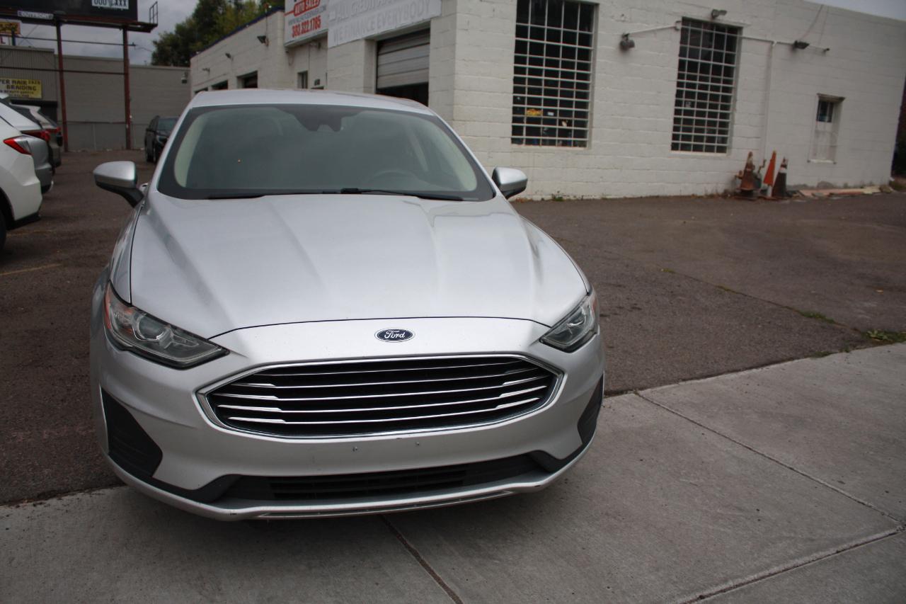 2019 Ford Fusion SE - Photo 9