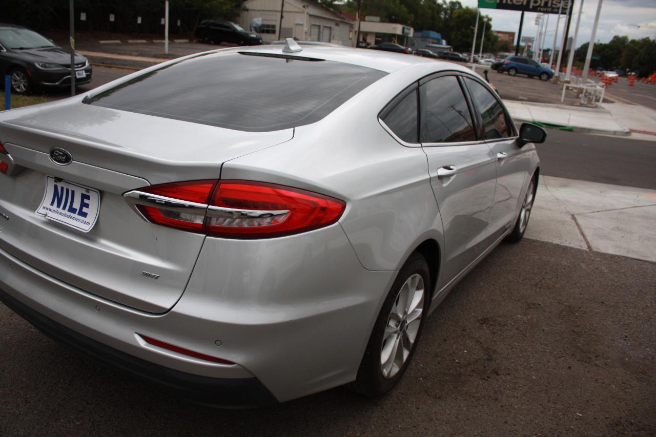2019 Ford Fusion SE - Photo 14