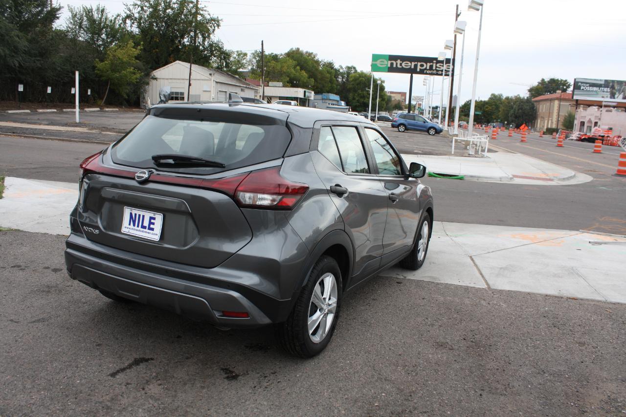 Nissan Kicks S 2023