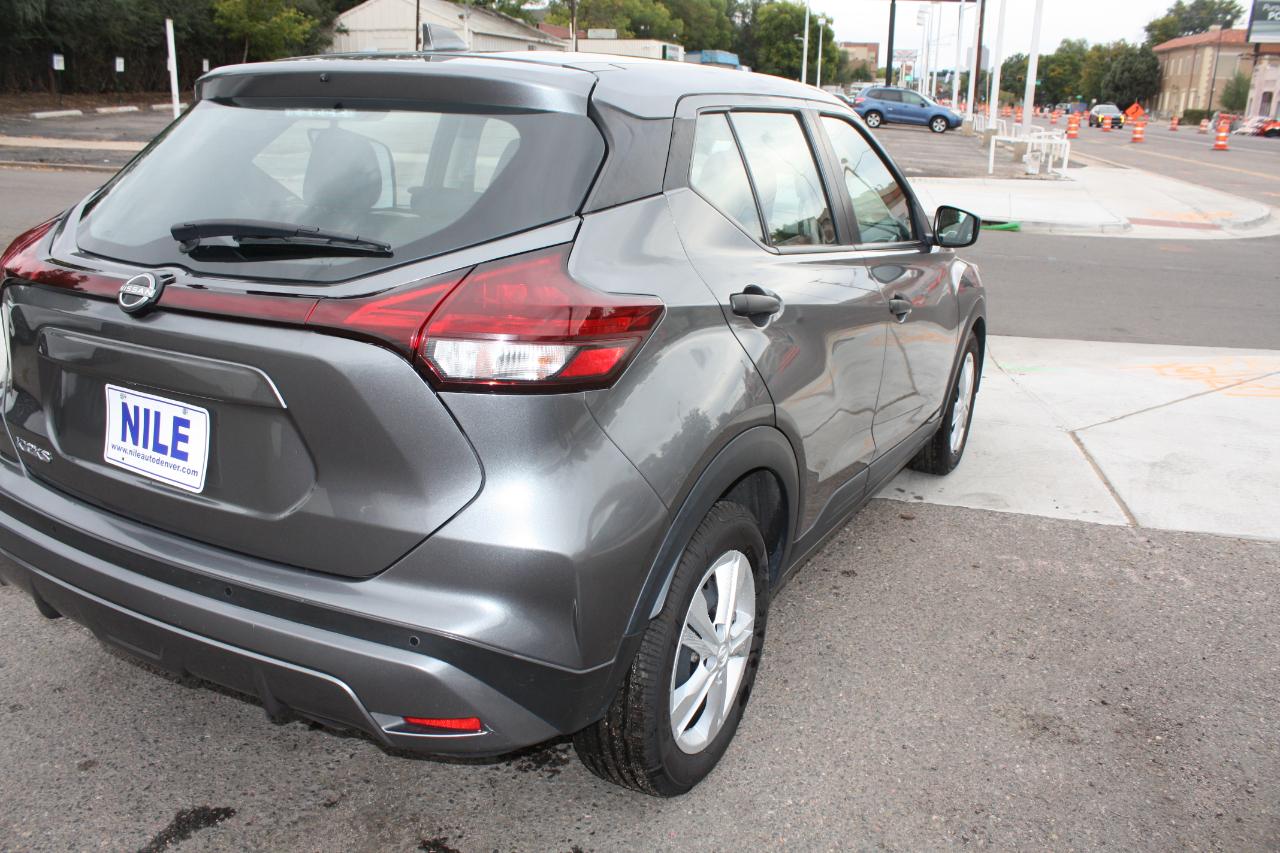 Nissan Kicks S 2023