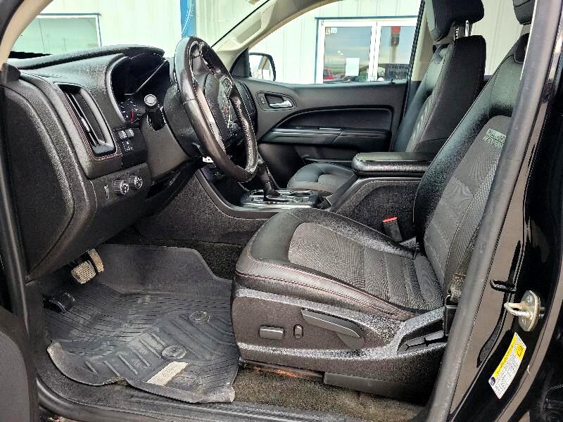 GMC Canyon 4WD Crew Cab 128.3" SLE 2016