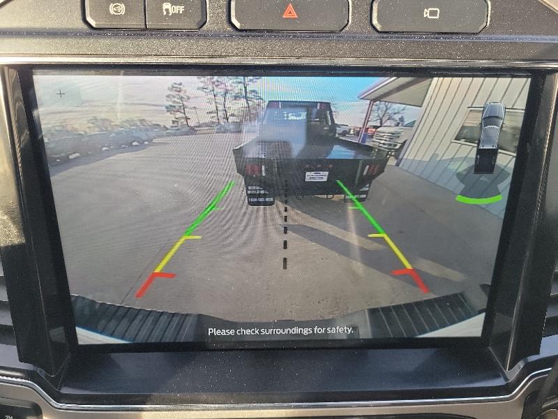 Ford Super Duty F-350 DRW Lariat 4WD Crew Cab 8' Box 2022