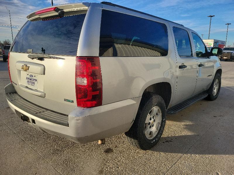 Chevrolet Suburban 4WD 4dr 1500 LS 2010