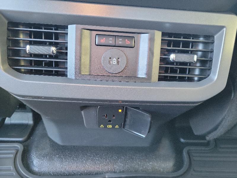 Ford Super Duty F-350 SRW Lariat 4WD Crew Cab 8' Box 2026