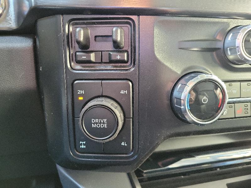 Ford Super Duty F-350 SRW Lariat 4WD Crew Cab 8' Box 2026