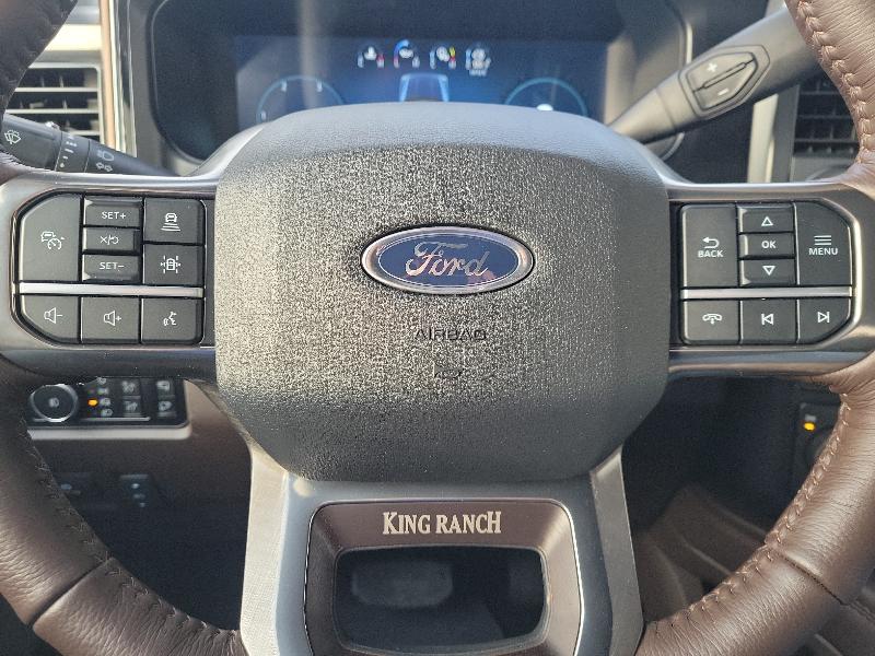 Ford Super Duty F-350 DRW King Ranch 4WD Crew Cab 8' Box 2026